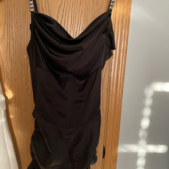Evening gown - Picture 1 of 2